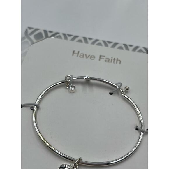 VERA BRADLEY SILVER PLATED HAVE FAITH CROSS BRACELET NWT MSRP
$34 - Picture 11 of 12